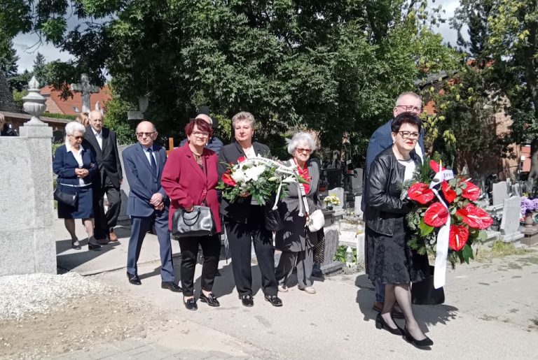 PATRIOTA, SPOŁECZNIK, PRZYJACIEL MŁODZIEŻY